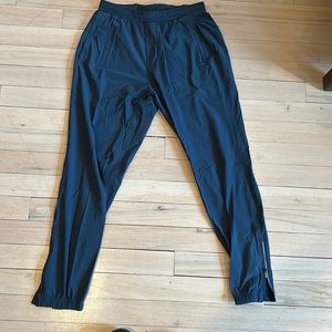 Men’s lulu joggers